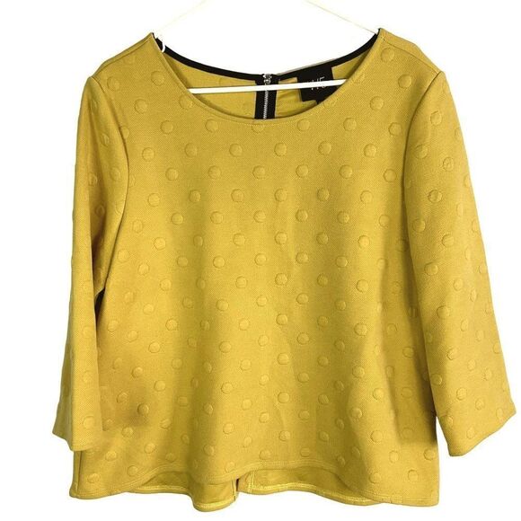 W5 Mustard yellow polka dot top, 3/4 sleeves, partial zip down the back, back ve - Picture 1 of 7